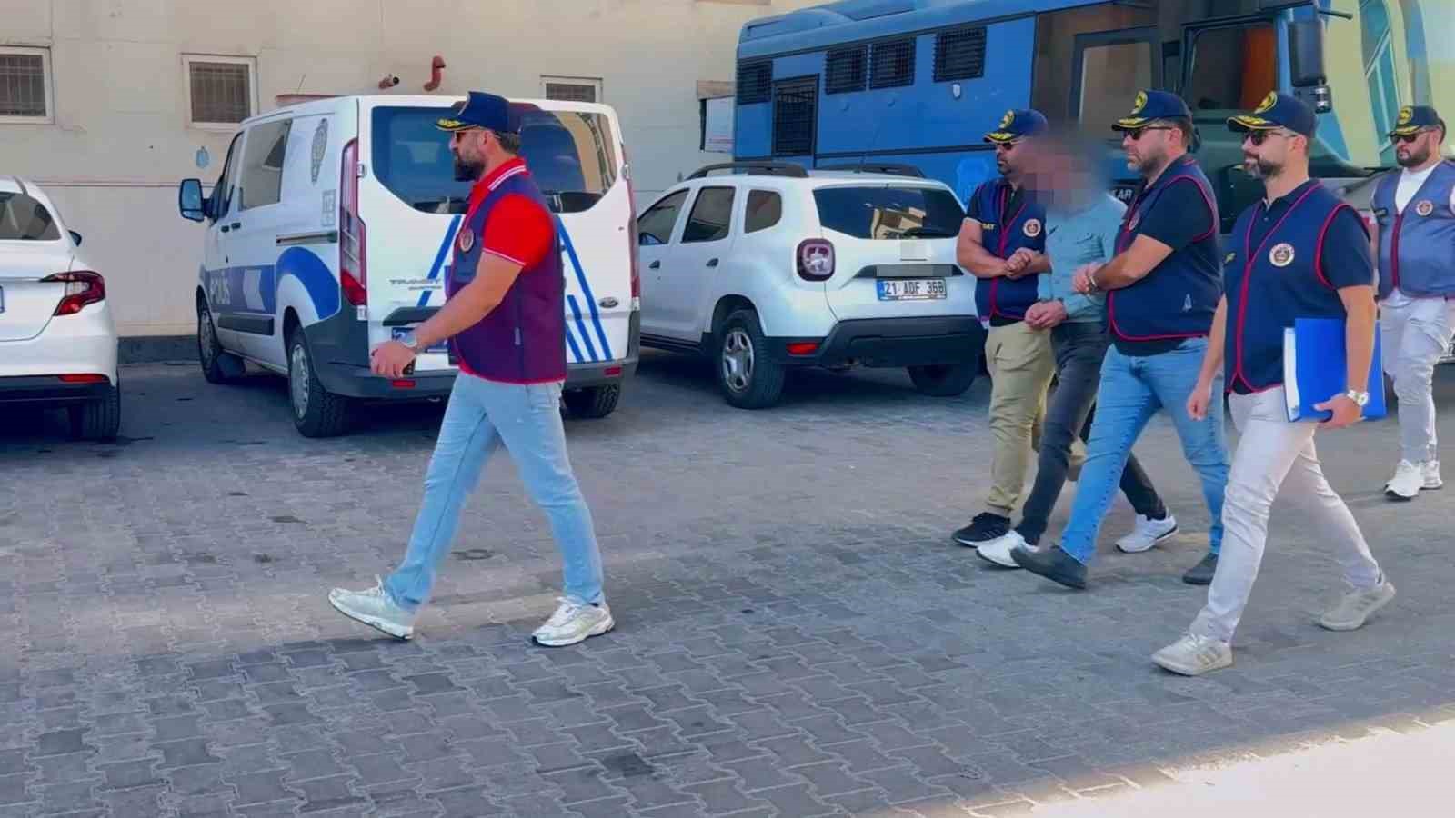 Diyarbakır&rsquo;da cinayet zanlısının, kadını &ouml;ld&uuml;rd&uuml;ğ&uuml; yere 7 kez gittiği ortaya &ccedil;ıktı
