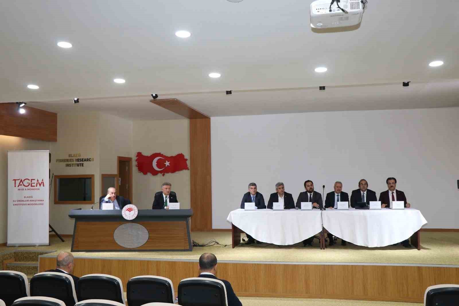 Elazığ’da su ürünleri sektörünün güncel durumu ve geleceği masaya yatırıldı
