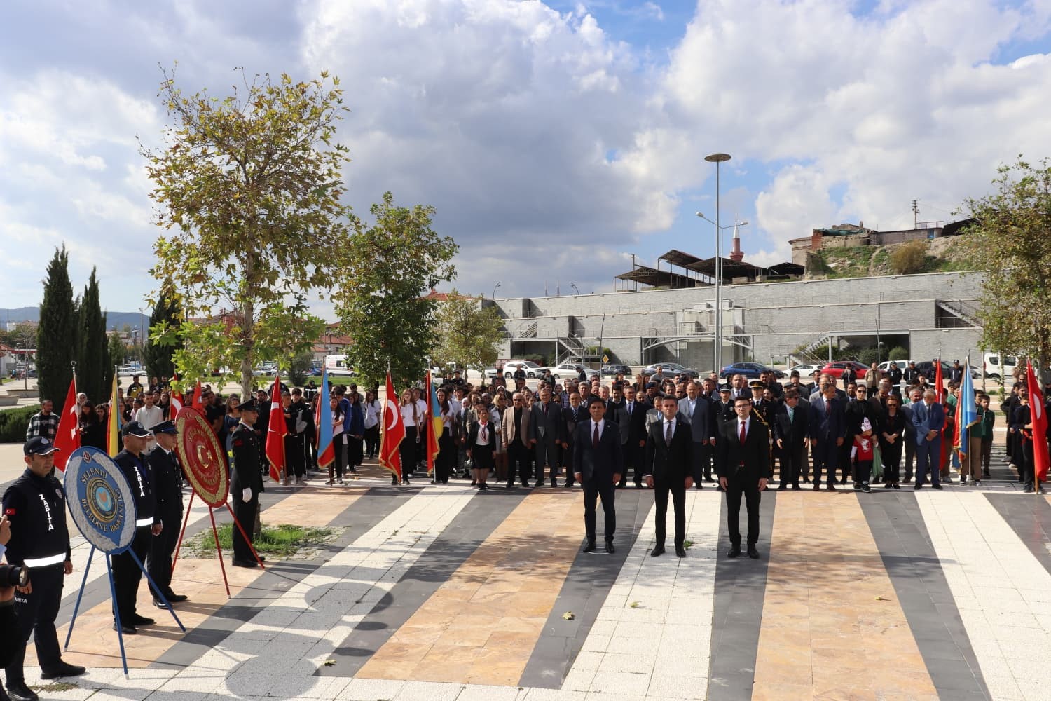 Selendi&rsquo;de &ccedil;elenk sunma t&ouml;reni yapıldı
