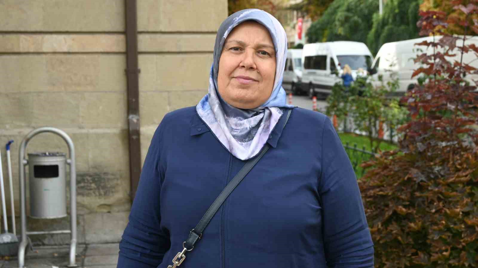 Kanserle mücadele eden kadınlar yaşadıkları zorlu süreci anlattı
