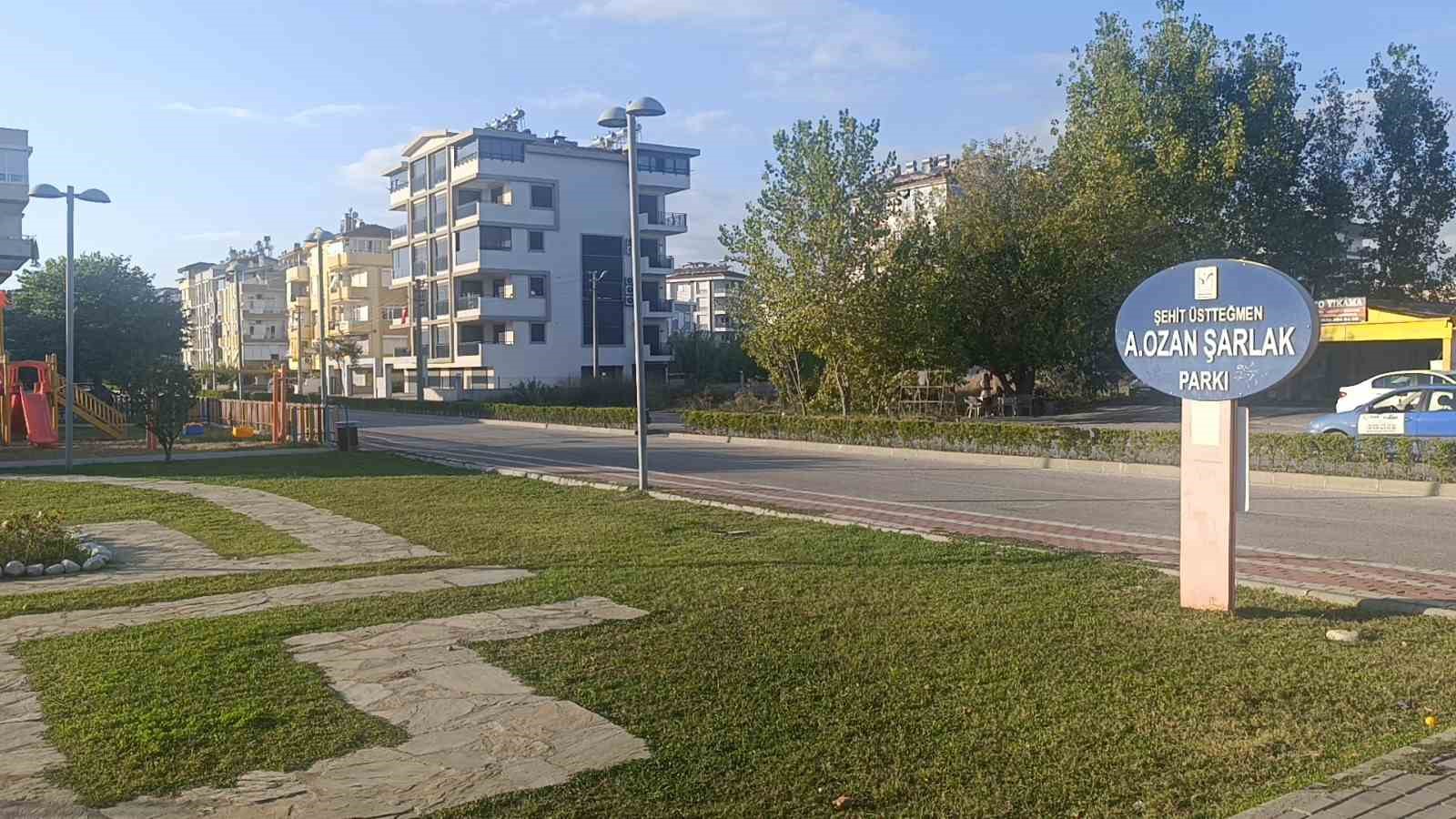 Dolandırıcı tesadüfen emekli polis memurunun taksisine binince bütün planları altüst oldu