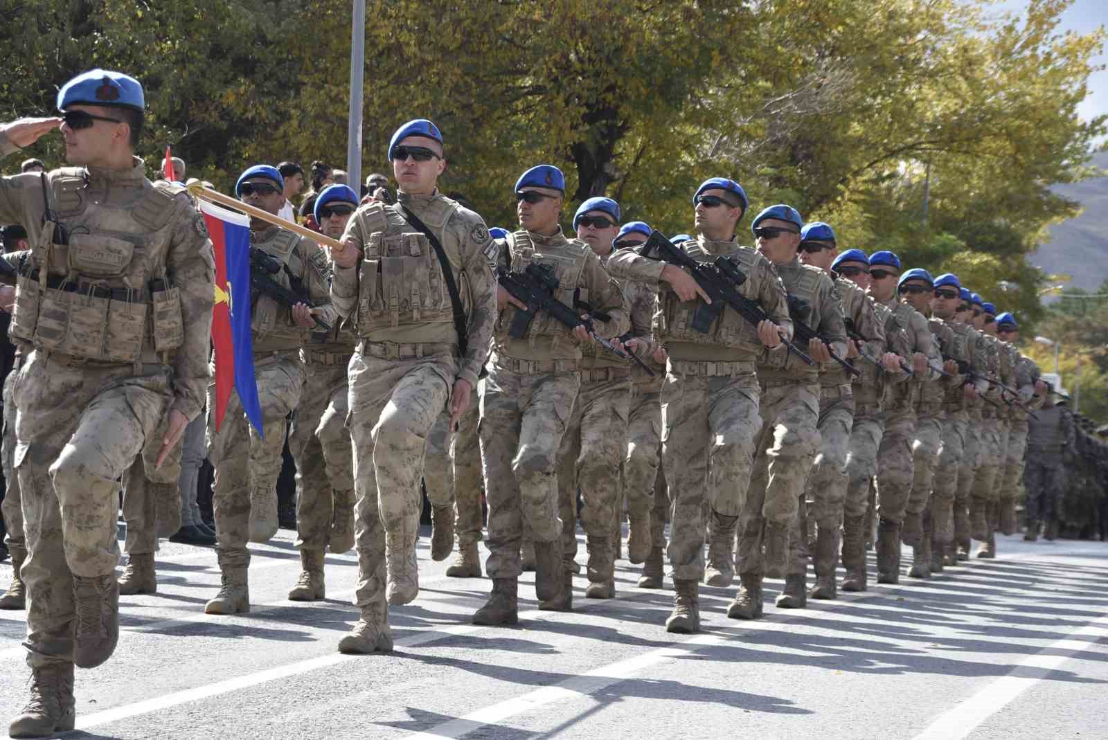 Bitlis&rsquo;te Cumhuriyet Bayramı coşkusu
