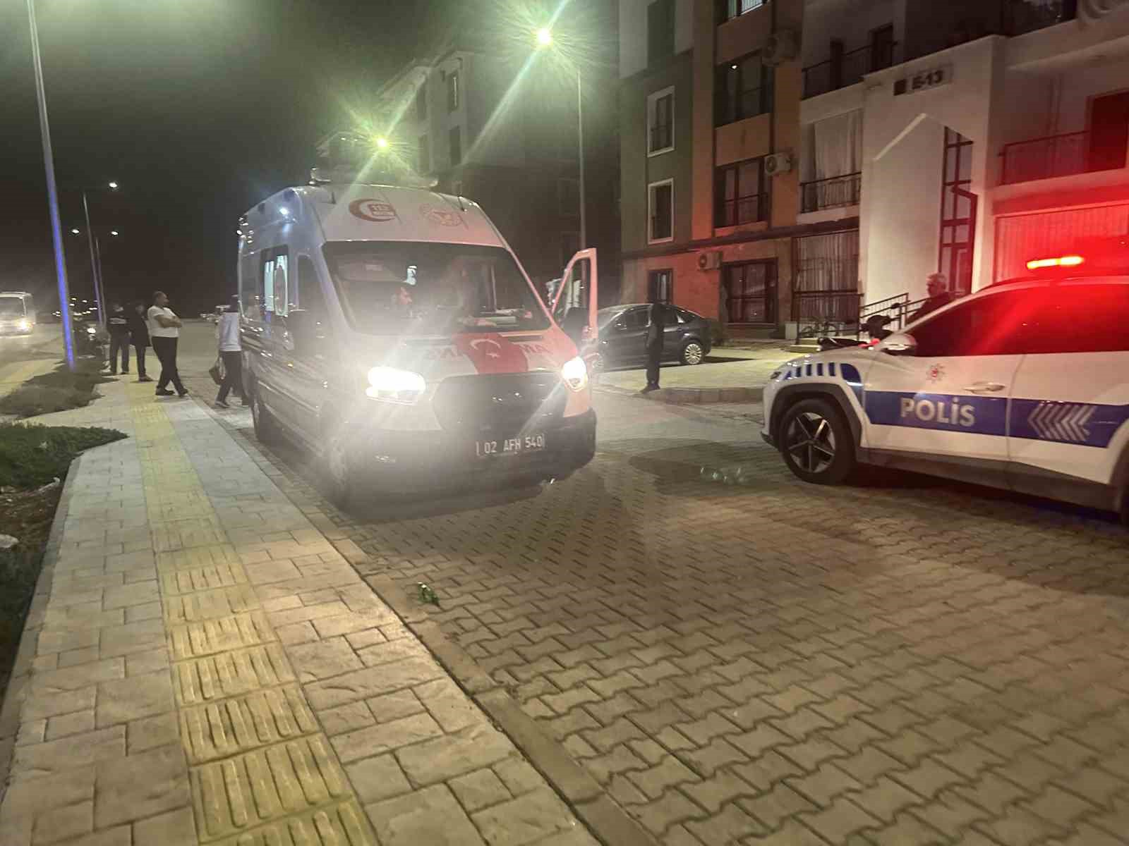 Adıyaman&rsquo;da iki grup arasında kavga: 2 yaralı
