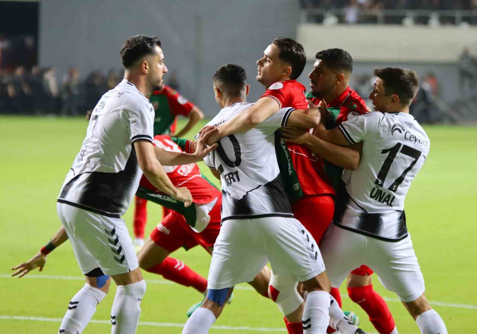 Karşıyaka, savunma performansıyla dikkat çekiyor