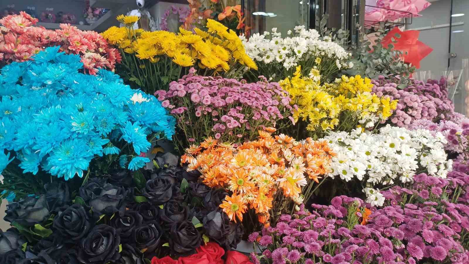 Soğuk havalarda çiçekleriniz solmasın istiyorsanız bu uyarıları dikkate alın