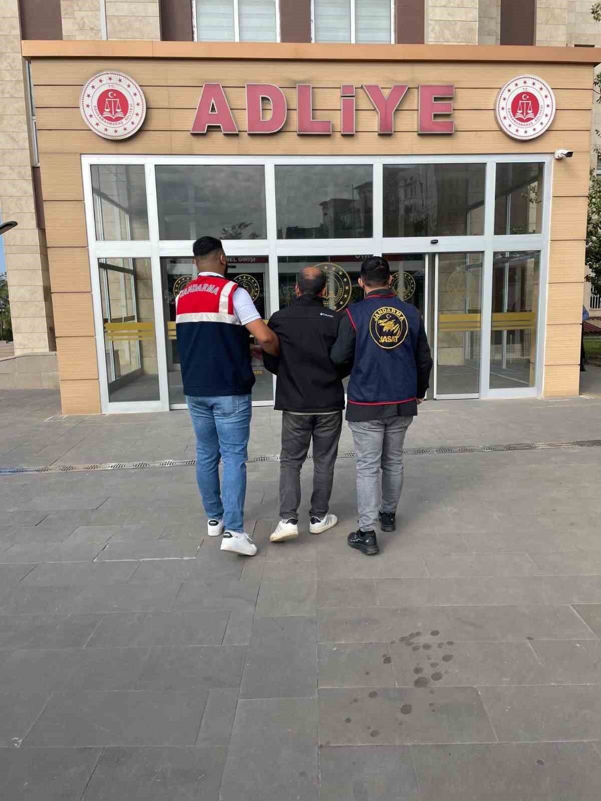 Kahramanmaraş&rsquo;ta &ccedil;eşitli su&ccedil;lardan aranan 16 kişi yakalandı
