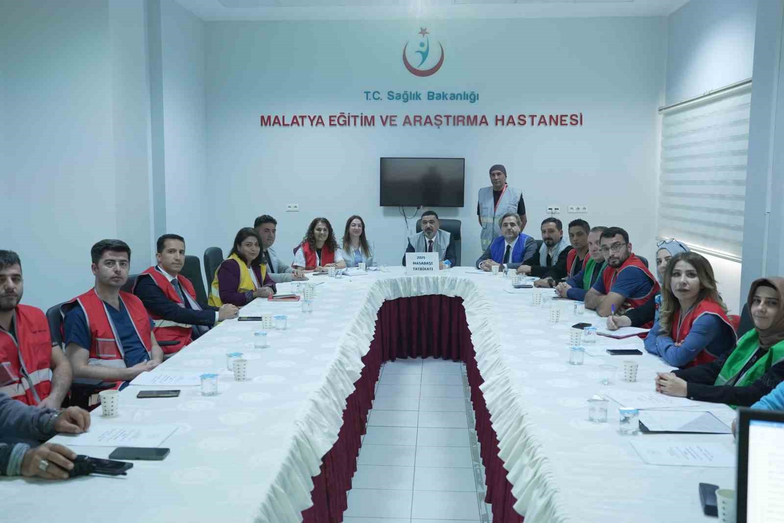 Malatya Eğitim ve Araştırma Hastanesi’nde yangın tatbikatı

