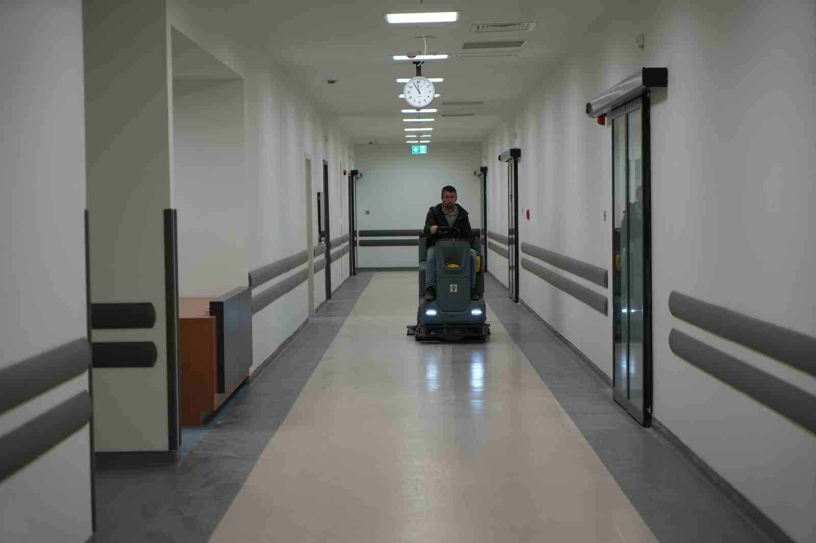 Samsun’un sağlık devinde geri sayım başladı: Şehir hastanesi kapılarını açmaya hazırlanıyor
