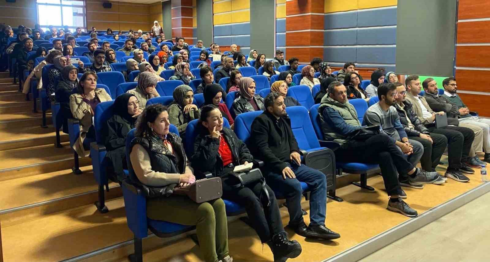 KBÜ’de "Tez Yazımında Yapay Zekâ Kullanımı" semineri düzenlendi
