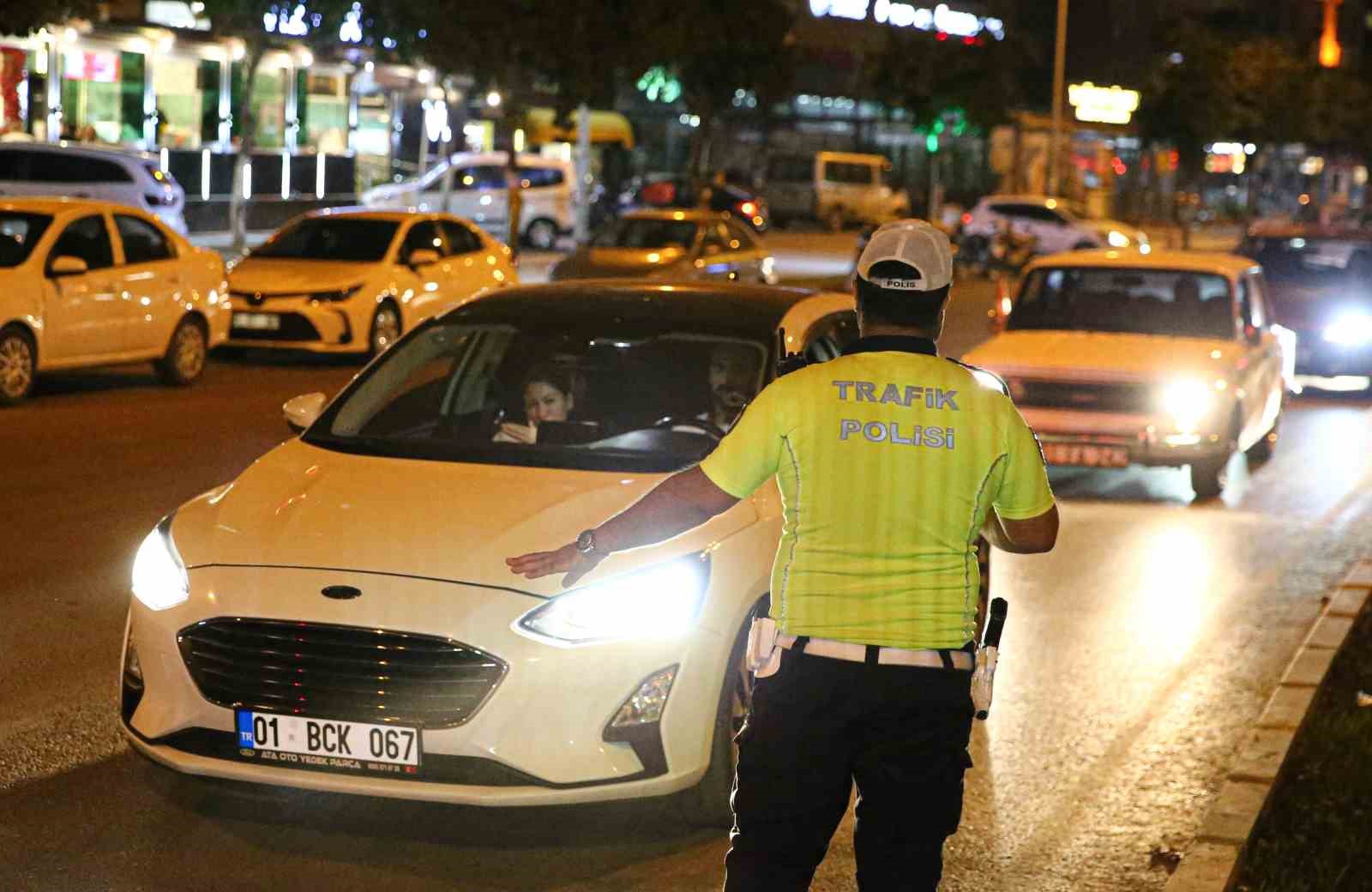 Adana&rsquo;da Huzur ve G&uuml;ven uygulaması: 1 milyon 368 bin TL ceza kesildi
