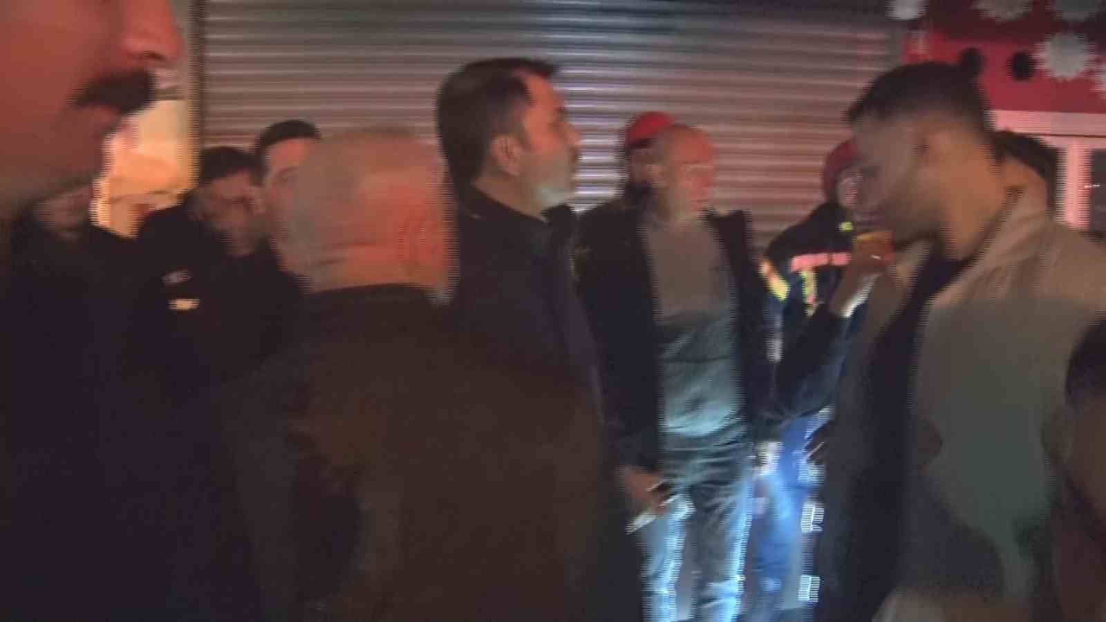 Bakan Kurum: "Gebze&rsquo;de bug&uuml;n itibariyle 16 bina tahliye edildi"
