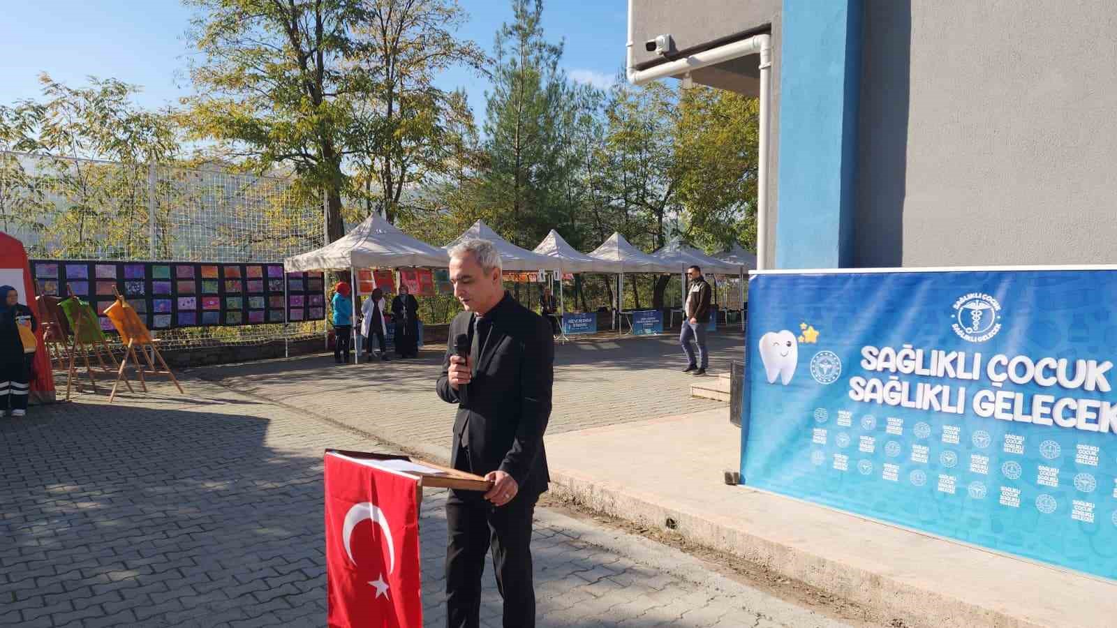 "Sağlıklı Çocuk, Sağlıklı Gelecek" programı devam ediyor
