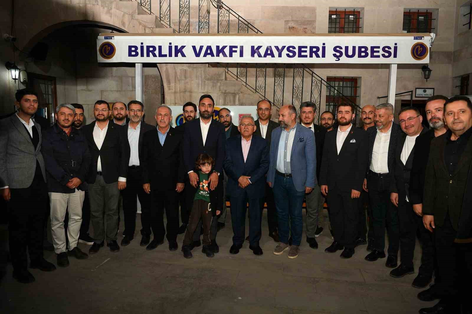 Başkan Büyükkılıç’tan ‘yatırım ve hizmet’ dolu bir söyleşi