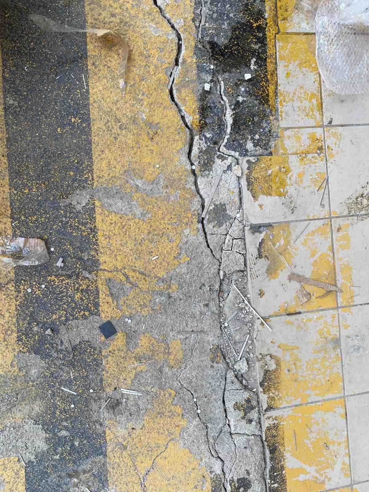 Ataşehir’de bina kolonlarında patlama paniği
