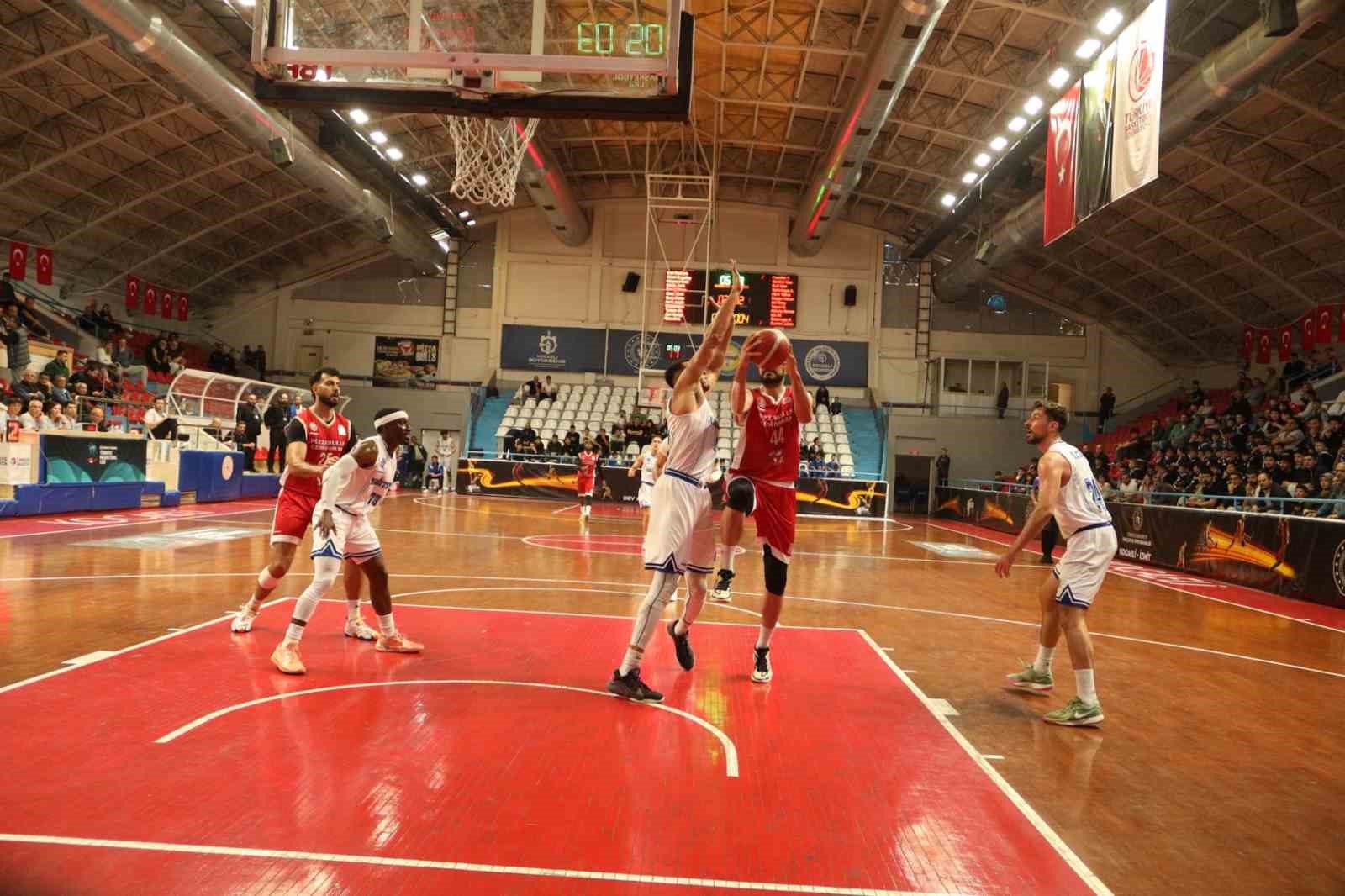 TBL: Kocaeli BŞB Kağıtspor: 93 - Pizzabulls Cedi Osman Basketbol: 78