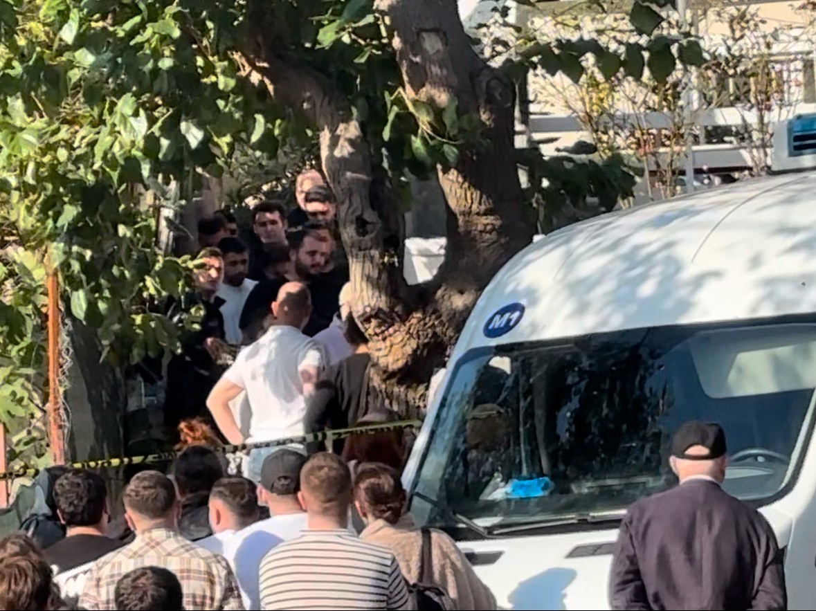 Sarıyer’de kız arkadaşı olduğu öne sürülen kadını önce vurdu, ardından aynı silahla intihar etti