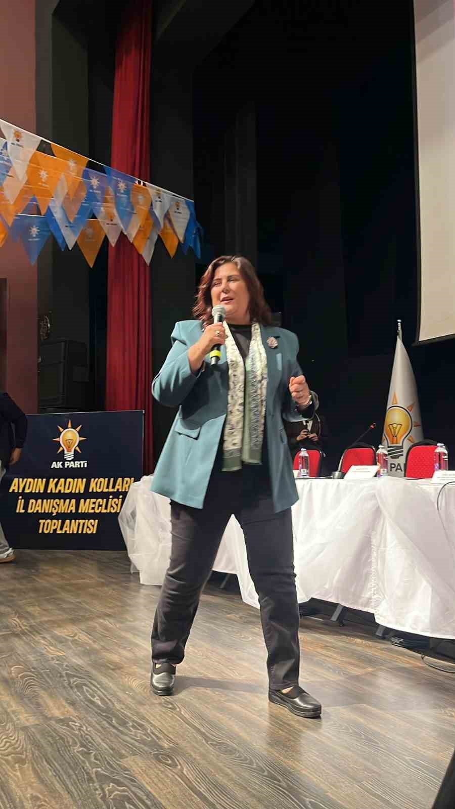 AK Parti Kadın Kolları Başkanı Ercan: "Çerçioğlu binlerce dava kadınına bedel"
