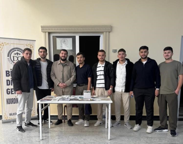 Bilecik’te İl Müftüsü Dilek üniversiteli gençlerle bir araya geldi
