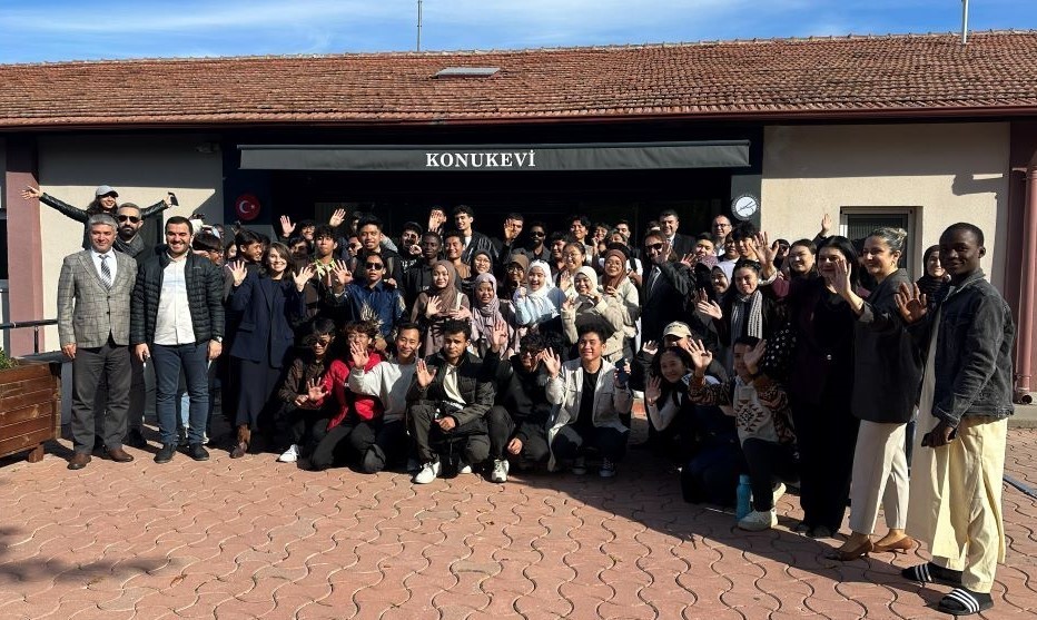 Rektör Topal: "Üniversitemiz hoşgörü, dostluk ve bilimin evrenselliğini merkeze alan bir yapıya sahiptir"
