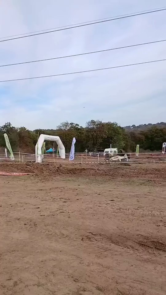 Arnavutk&ouml;y&rsquo;de Off-Road şenliğinde y&uuml;rekleri ağza getiren anlar
