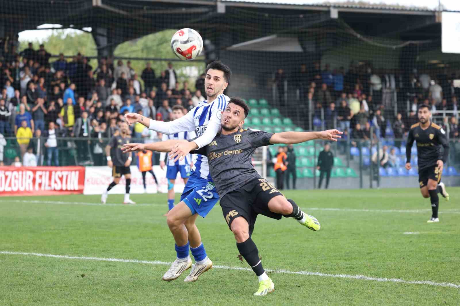TFF 2. Lig: Arnavutköy Belediyespor: 1 - Aliağa FK : 0
