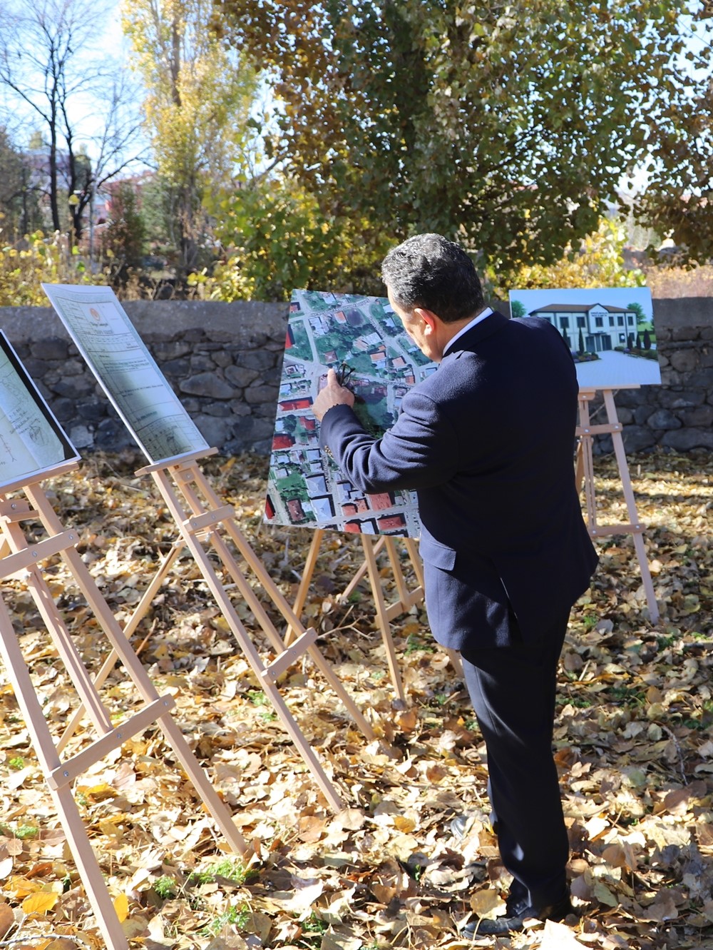 Başkan Demir’den taziye evi açıklaması