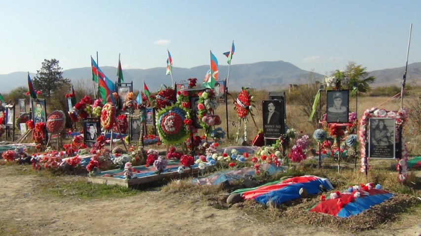 Hocalı'da yer gök Azerbaycan
