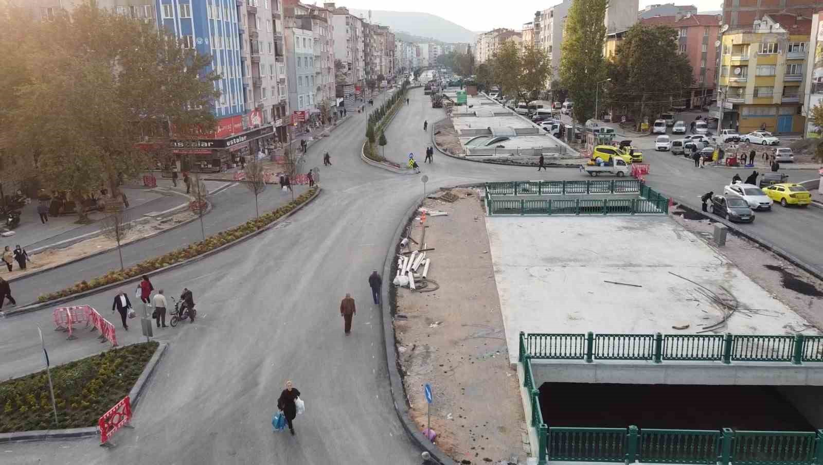 Balıkesir’de yeni yollara akıllı kavşaklar yapılıyor
