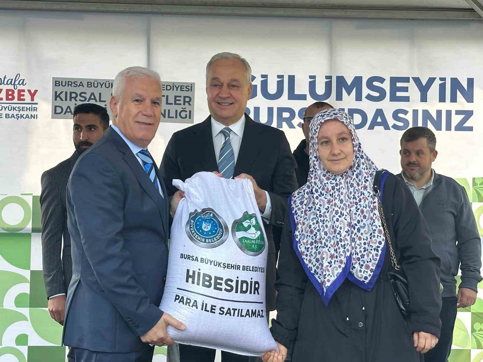Bursa Büyükşehir’den çiftçilere 47 ton buğday tohumu desteği
