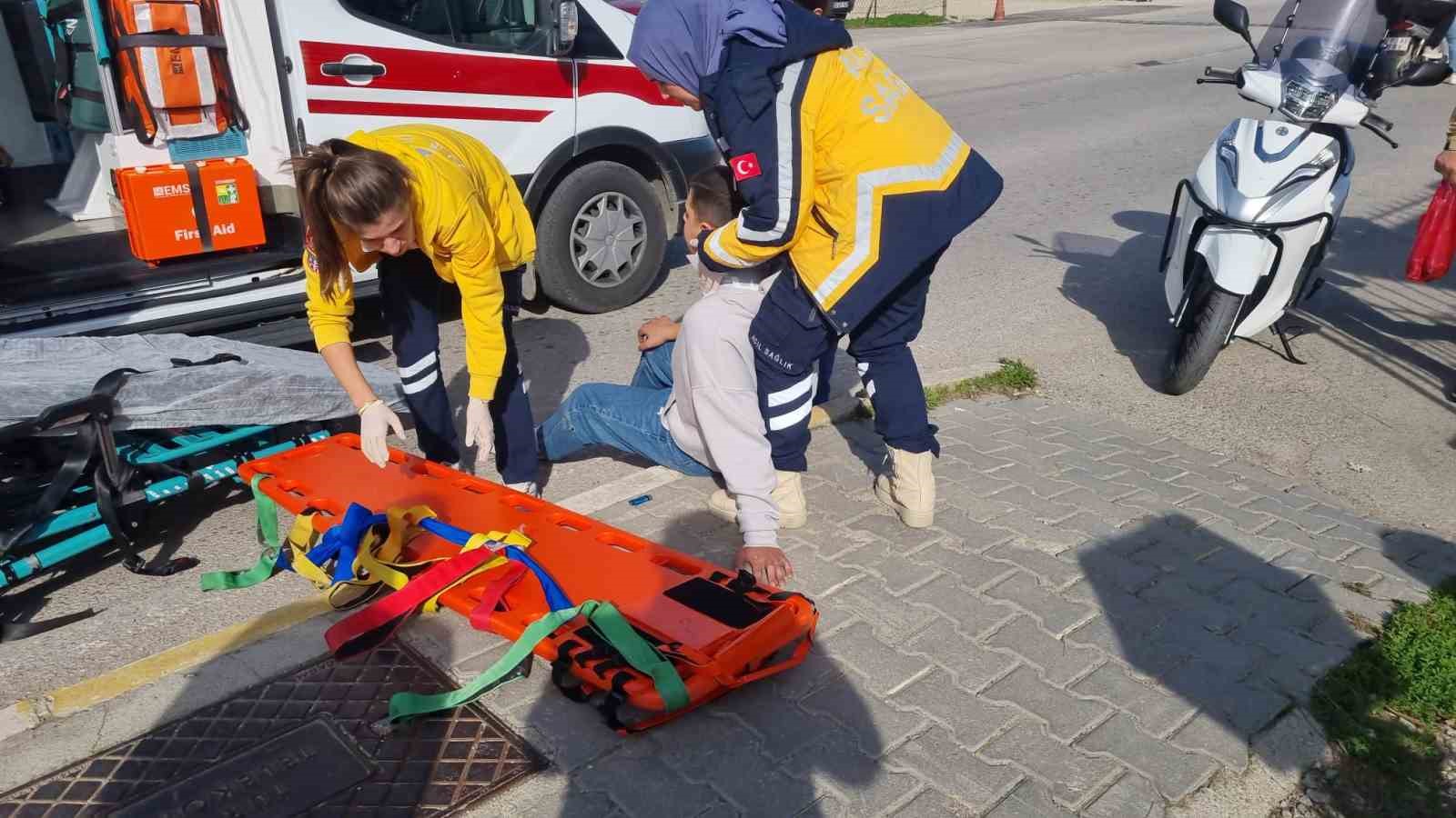Sinop’ta motosiklet devrildi: 1 yaralı