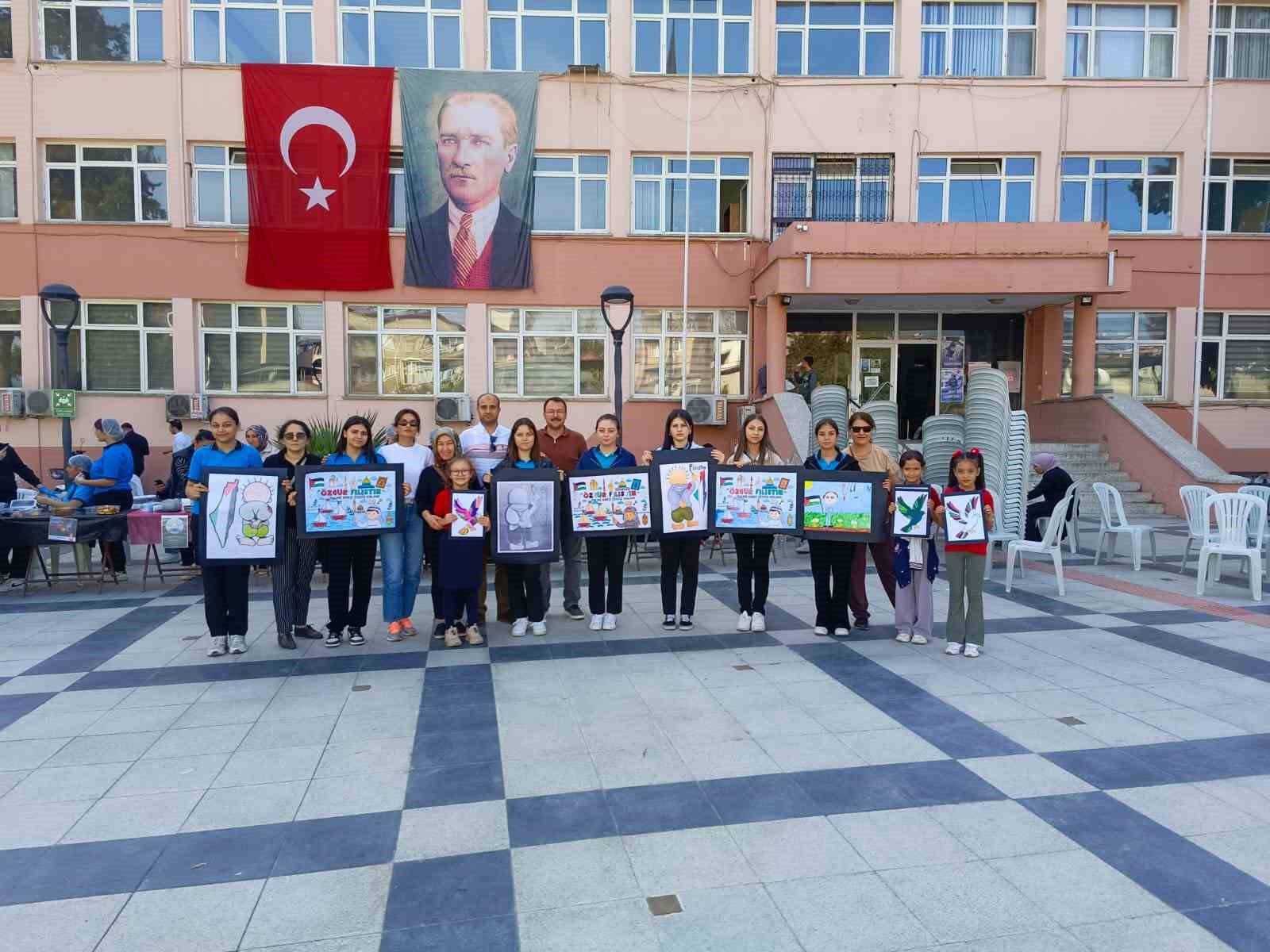 Sarıgöl’de öğrencilerden Gazze’ye anlamlı destek
