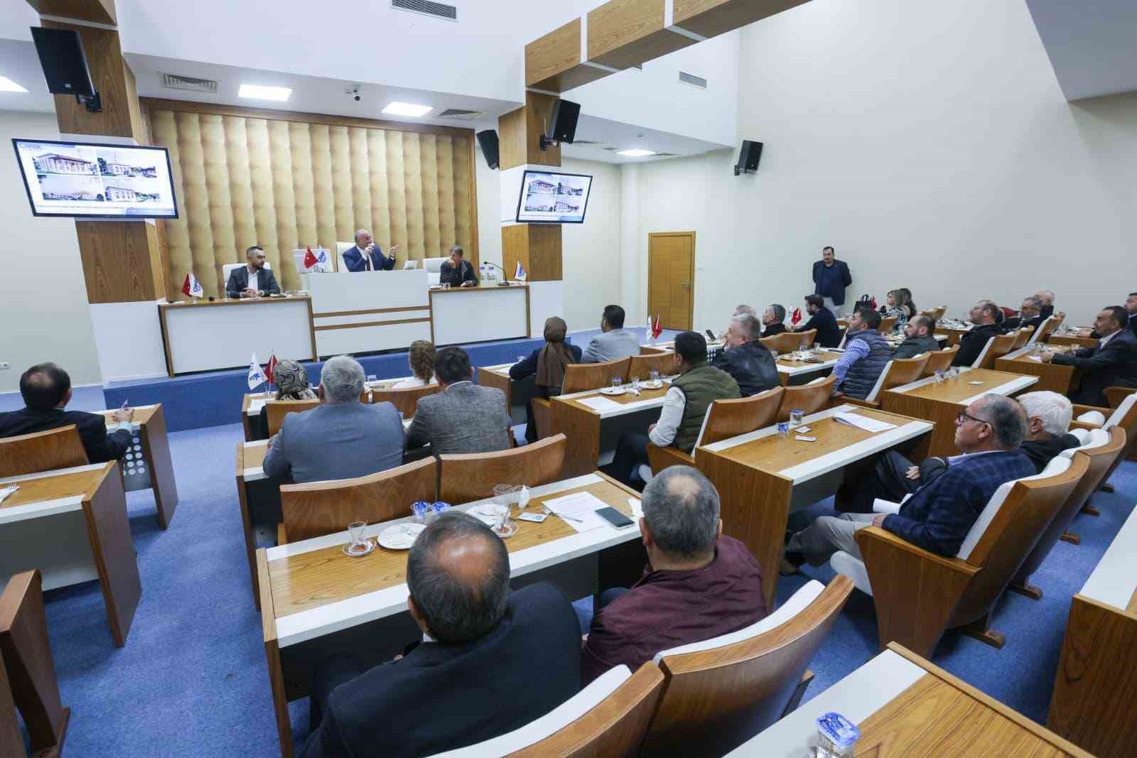 Sandıkçı: "Projelerle ilçemize değer katıyoruz"
