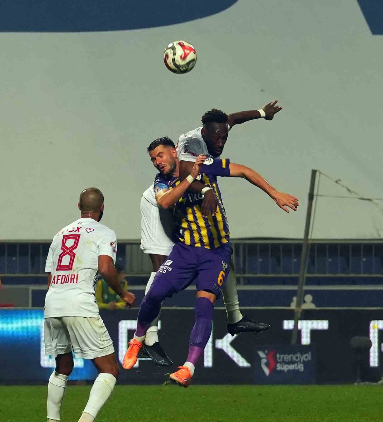 Trendyol Süper Lig: Eyüpspor: 0 - Antalyaspor: 1 (Maç sonucu)
