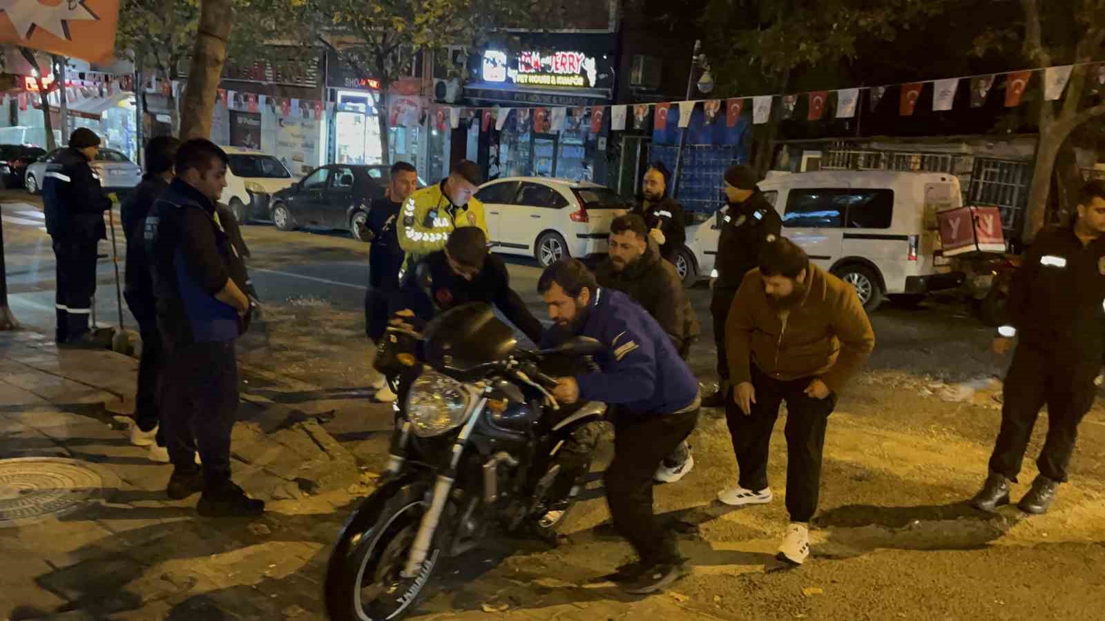 Tekirdağ’da motosikletlinin metrelerce sürüklendiği kaza kamerada: Olay yerinde tansiyon yükseldi