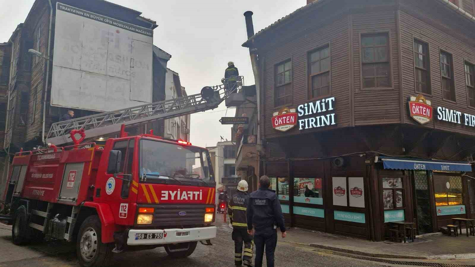 Tekirdağ’da bacadan çıkan duman paniğe sebep oldu