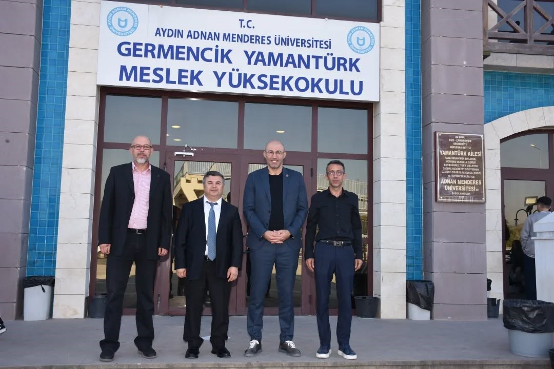 Başkan Zencirci: "Gençlerimizin sesine kulak veriyoruz"
