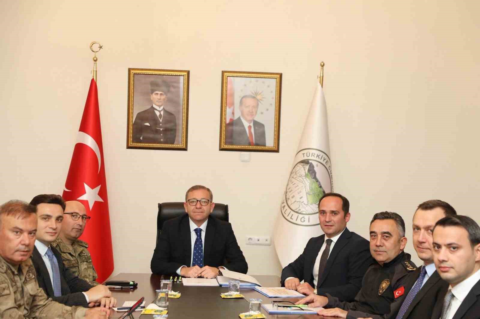 Kars&rsquo;ta asayiş ve g&uuml;venlik toplantısı yapıldı.
