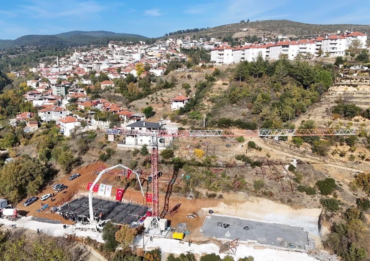 Kavaklıdere’de 9’uncu toplu konut için temel atıldı
