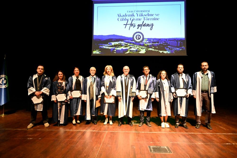 Uşak Üniversitesi’nde Akademik Yükselme ve Cübbe Giyme Töreni gerçekleşti
