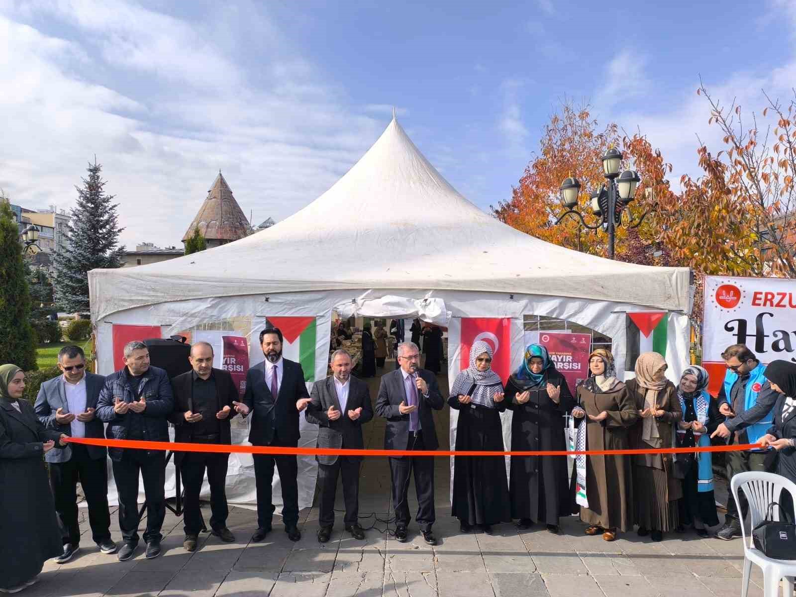 Erzurum’da "Hayır Çarşısı" dualarla açıldı