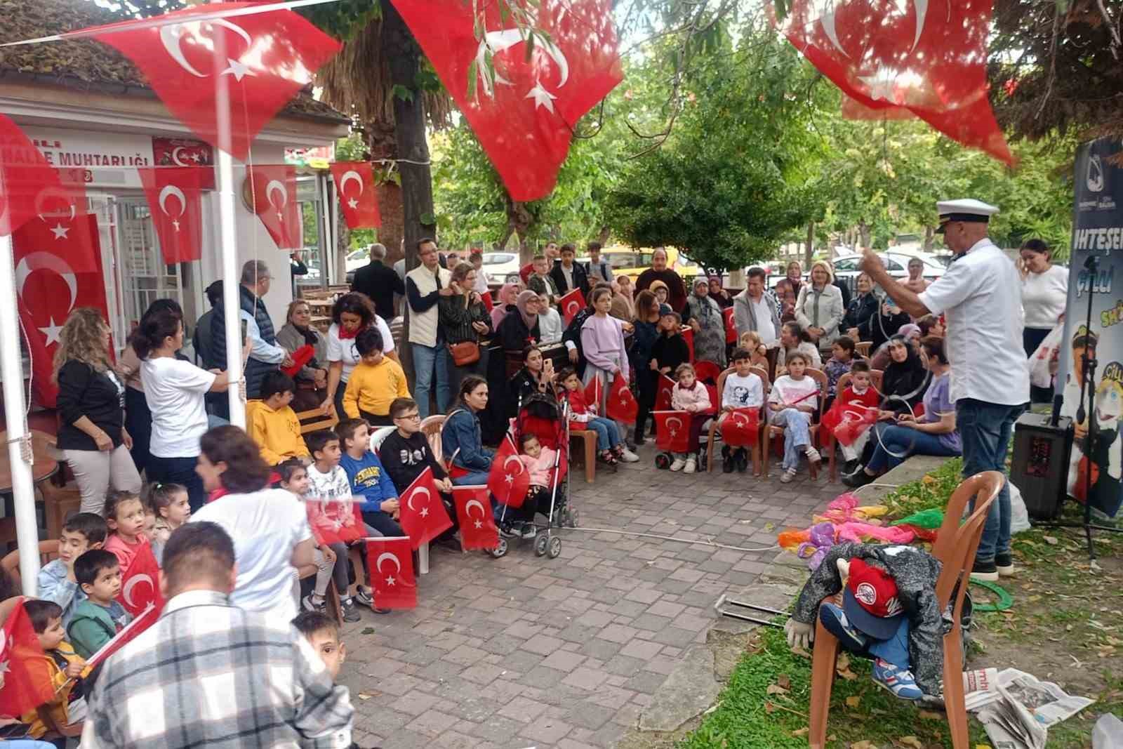 Miniklere kahkaha ve kültür şöleni
