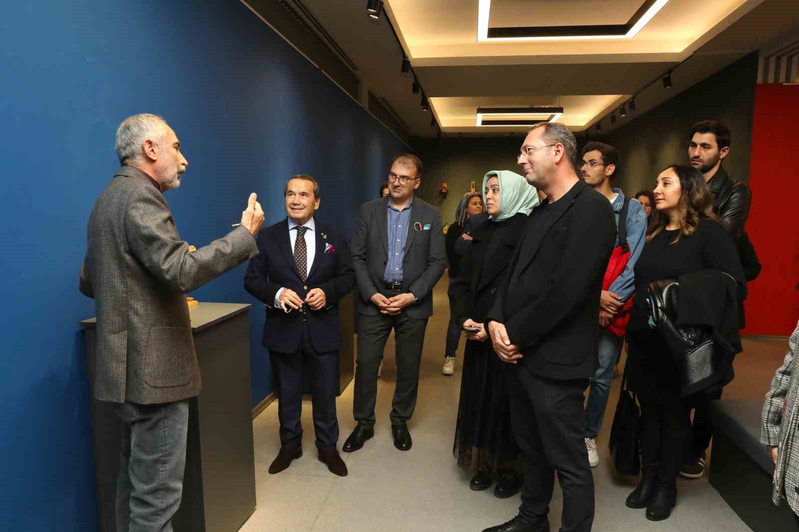 Büyükşehir Sanat Galerisi, Ahşap Geri Dönüşüm Sergisi ile sanatseverleri bekliyor
