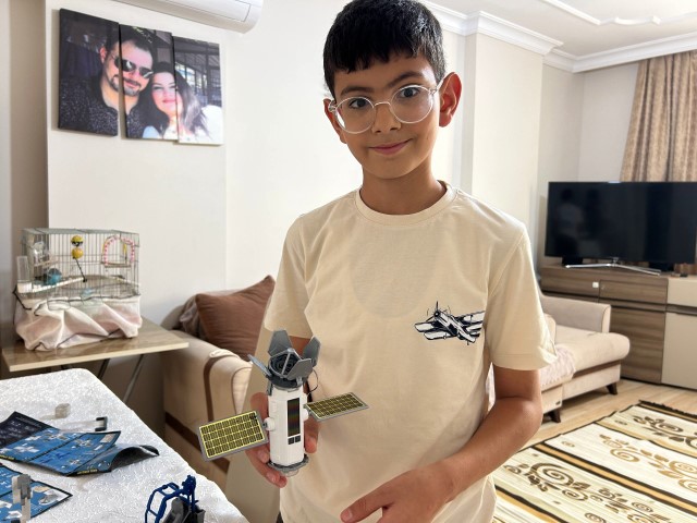 Mars’ı yaşanabilir hale getirmek için proje geliştiren 11 yaşındaki dahi Türk’e, ABD üniversitesinden eğitim daveti