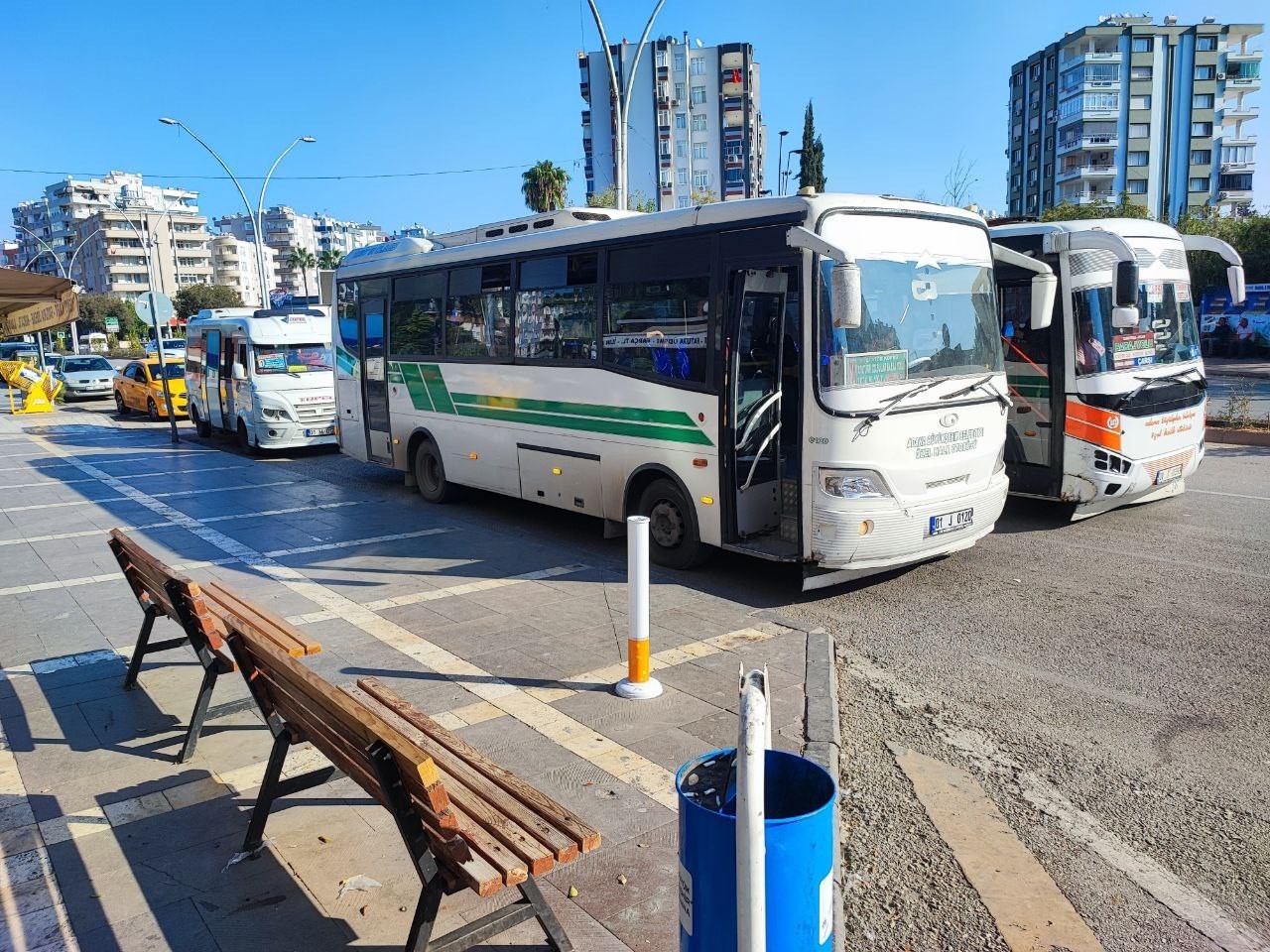 Adana’da toplu taşıma zammı tepki çekiyor
