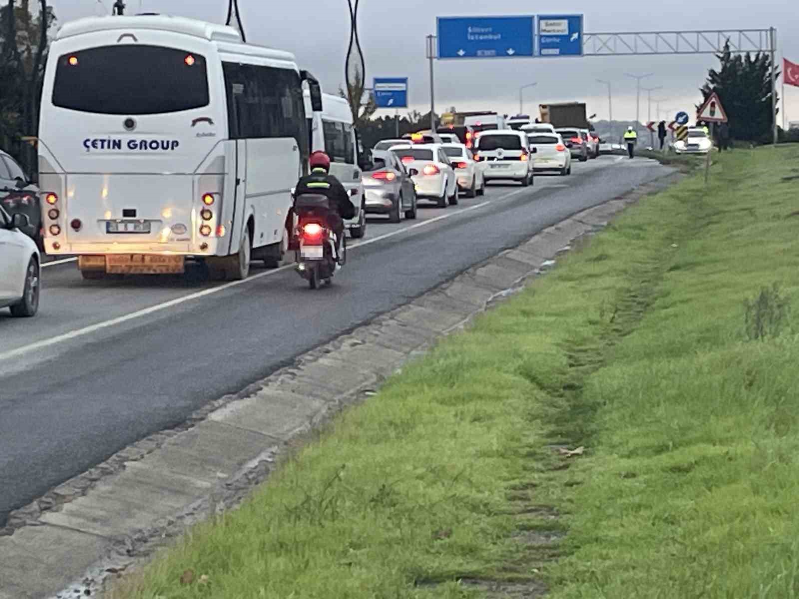 Kapaklı’da emniyet şeridini ihlal edenlere 9 bin lira ceza