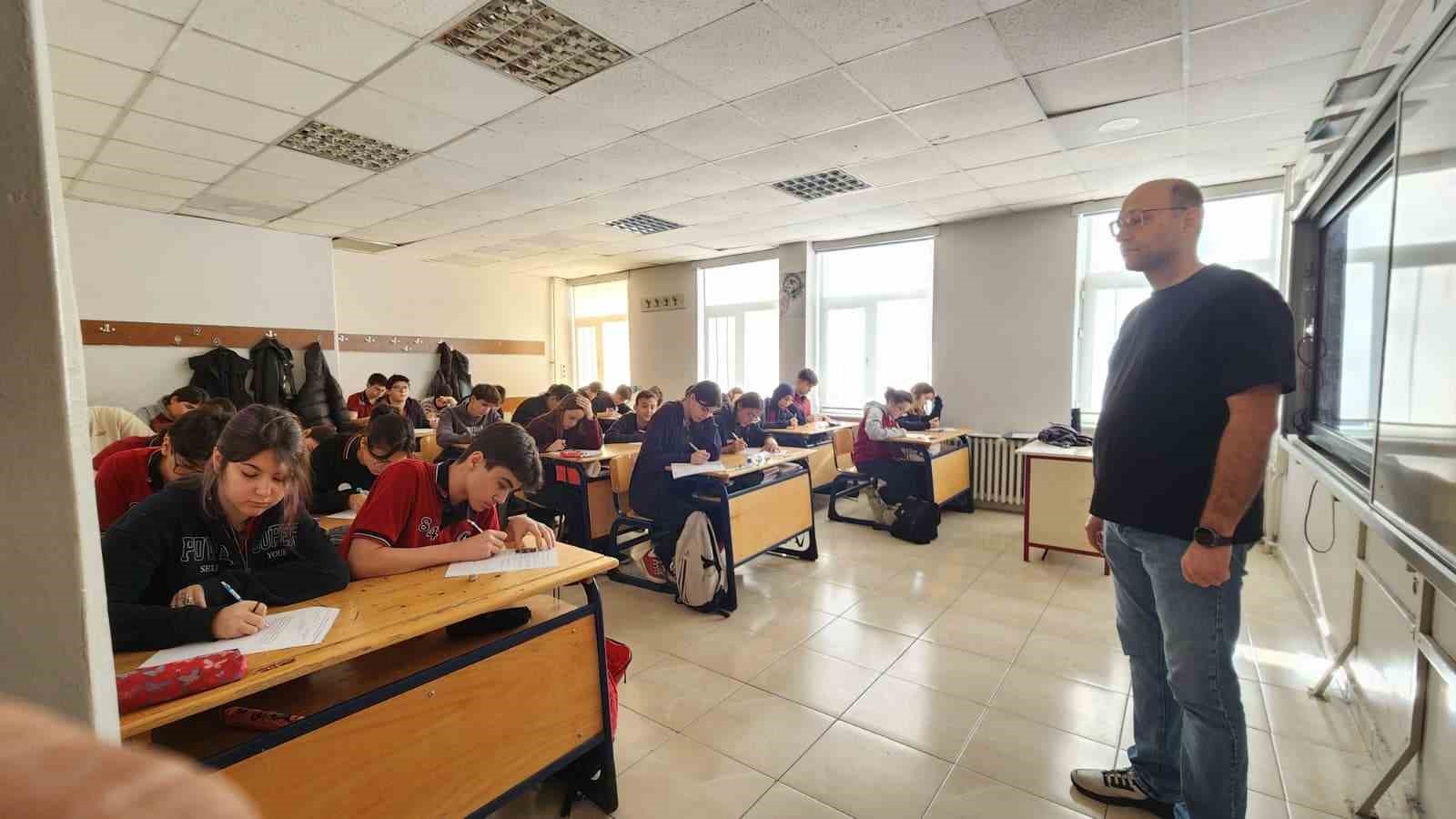 Kütahya’da Ortak Yazılı Sınav Uygulaması
