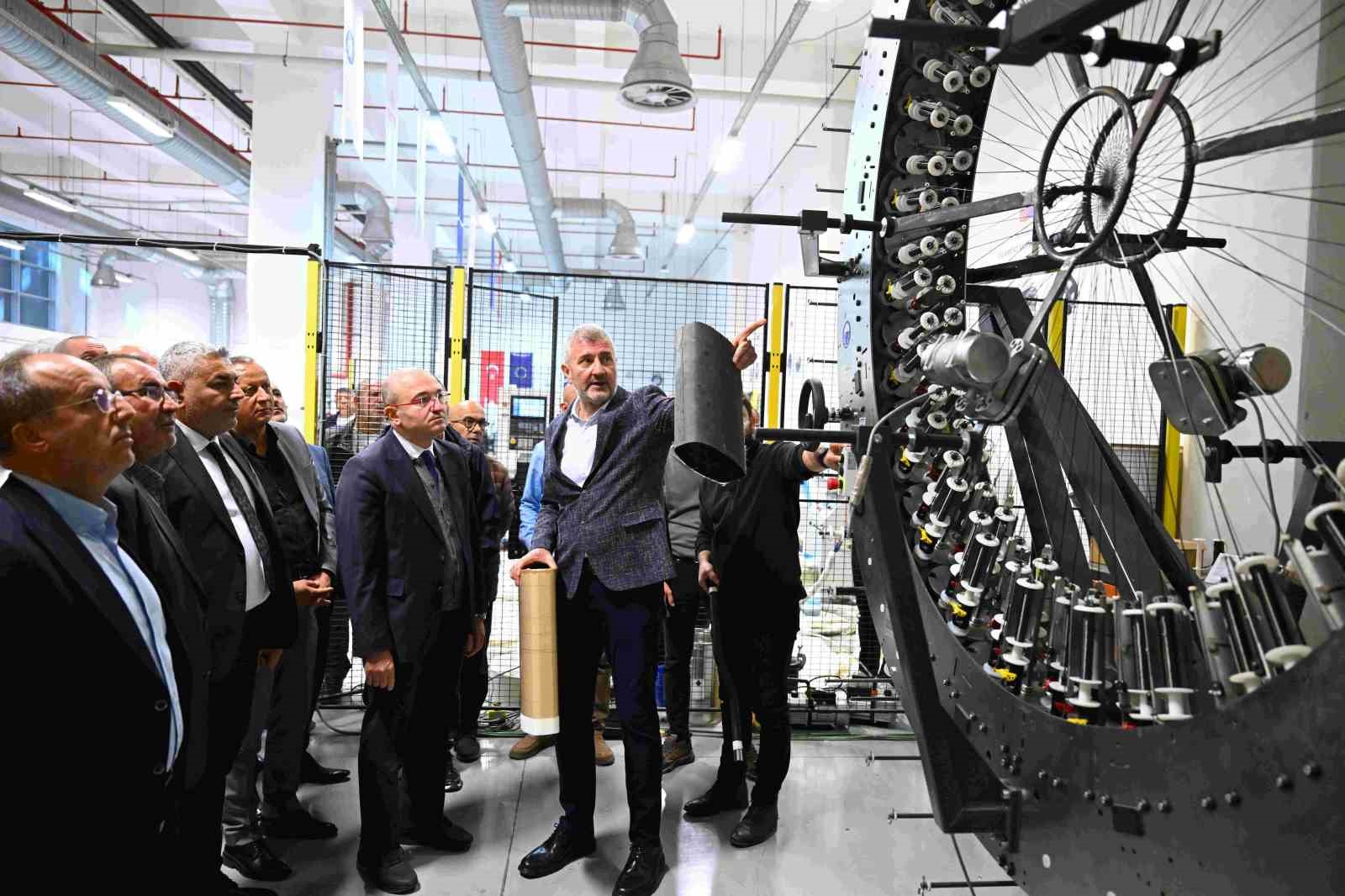 Malatya TSO heyetinden BTSO’nun eğitim, teknoloji merkezlerine ziyaret
