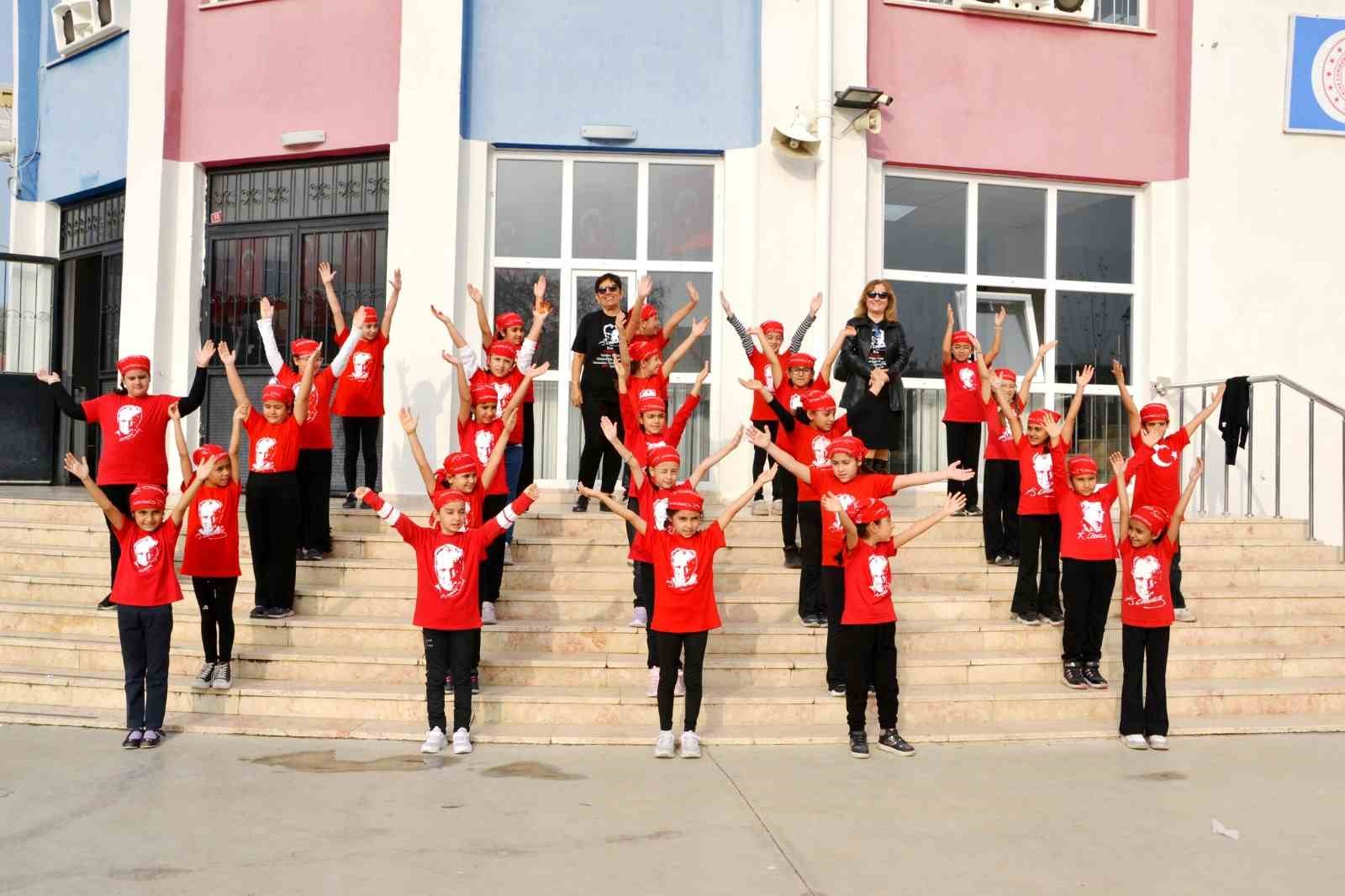 ‘Son Balo’ gösterisi ile 10 Kasım’a özel anma
