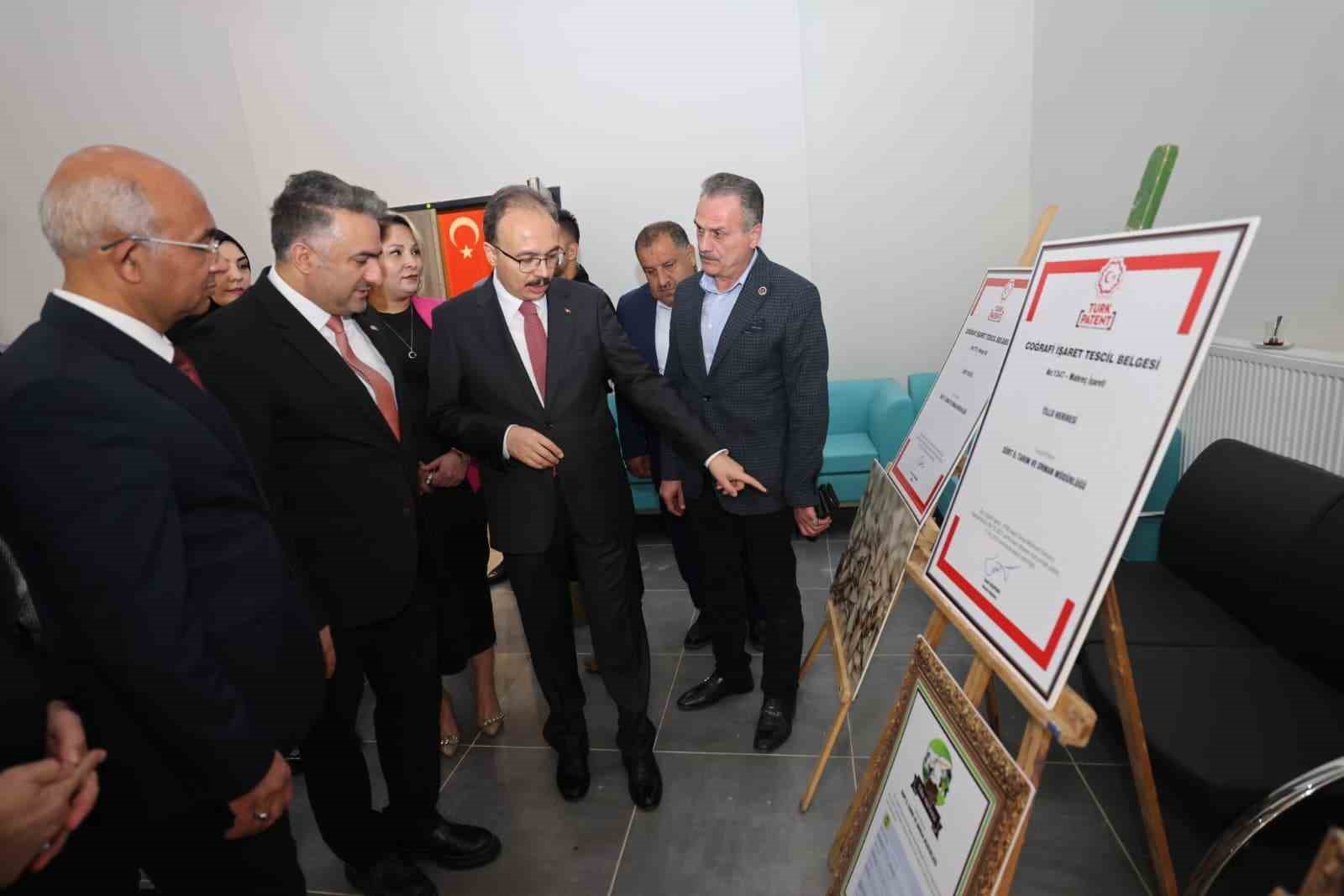 Siirt’te coğrafi işaretler farkındalık konferansı düzenlendi
