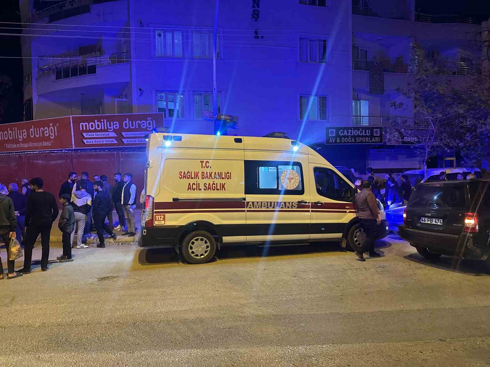 Beş &ccedil;ocuk babası yaşamına son verdi
